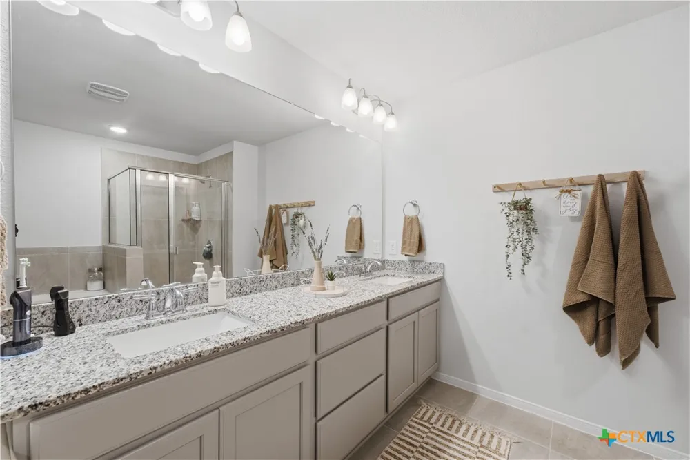 636 Friar Tuck Drive Temple, TX 76502
