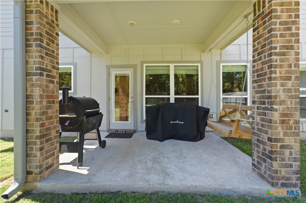 636 Friar Tuck Drive Temple, TX 76502
