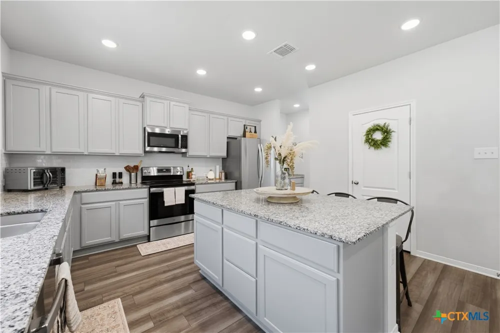 636 Friar Tuck Drive Temple, TX 76502
