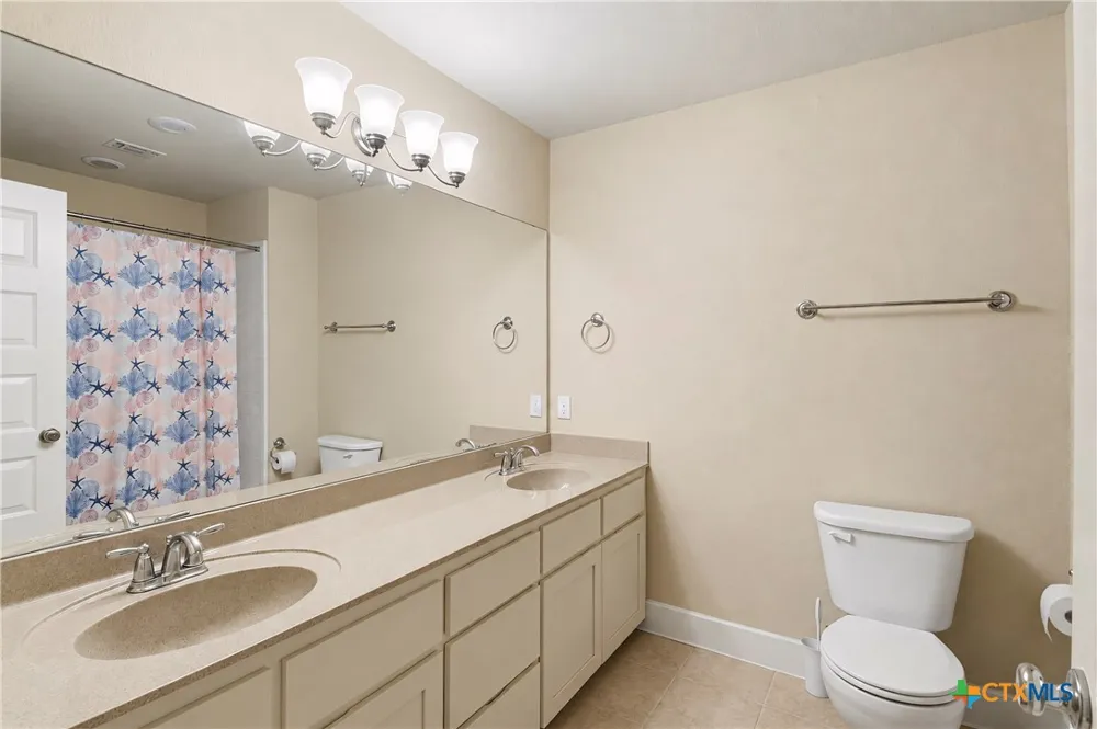 1720 Nordberg Seguin, TX 78155