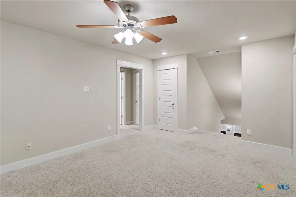 1720 Nordberg Seguin, TX 78155