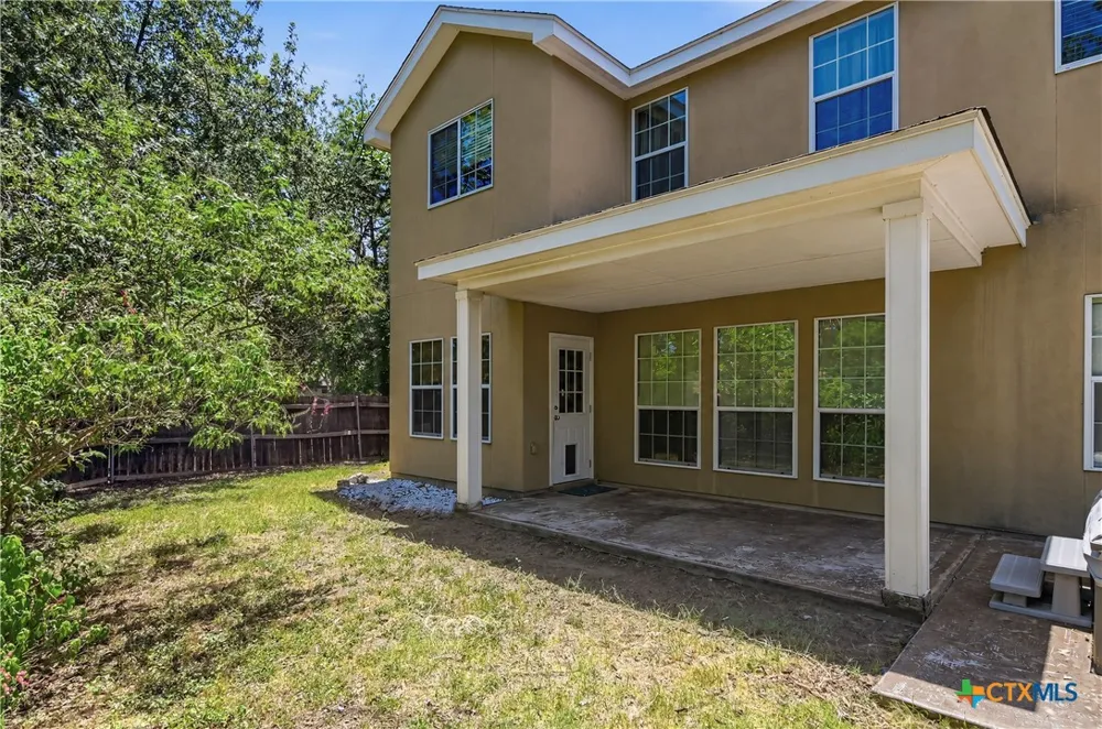 1720 Nordberg Seguin, TX 78155
