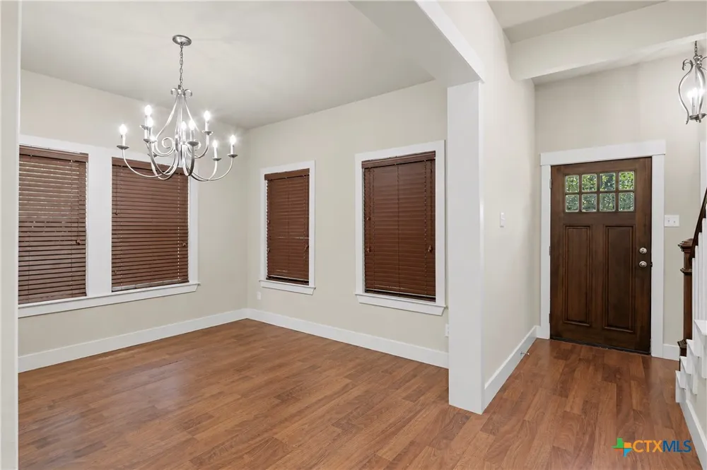 1720 Nordberg Seguin, TX 78155