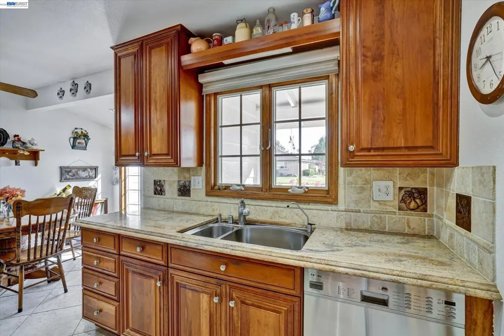 38551 Granville Dr Fremont, CA 94536