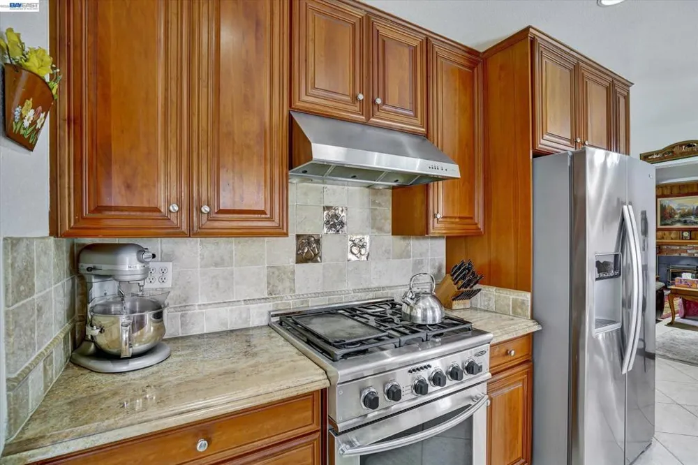 38551 Granville Dr Fremont, CA 94536