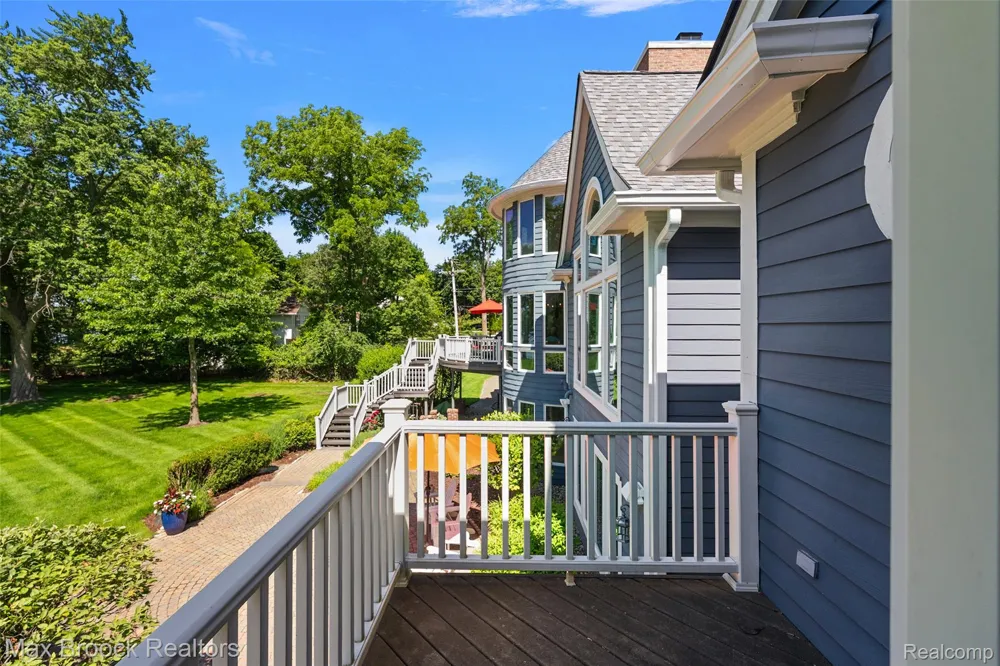 4875 Old Orchard Trail Orchard Lake Village City, MI 48324