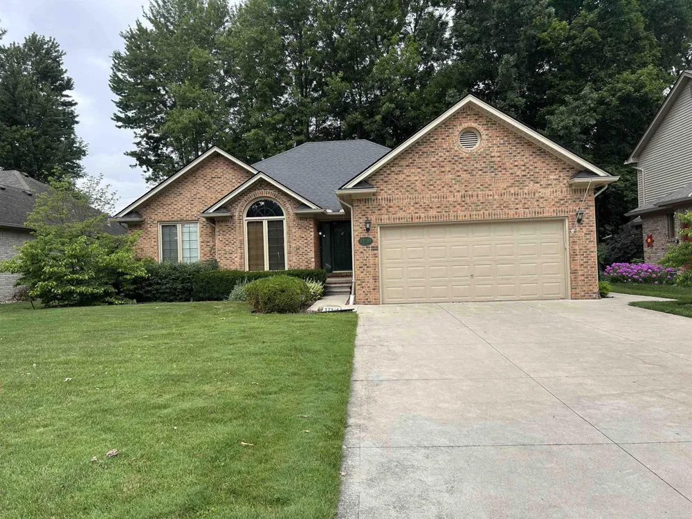 37515 Hanson Drive Sterling Heights City, MI 48310