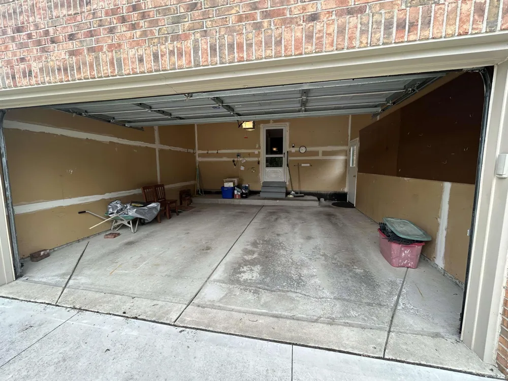 37515 Hanson Drive Sterling Heights City, MI 48310