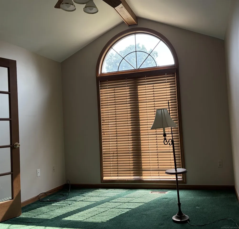 37515 Hanson Drive Sterling Heights City, MI 48310