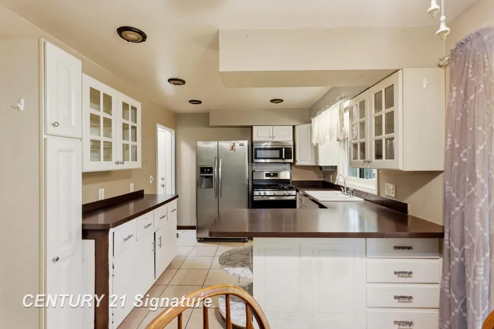 2684 Kuhlman Drive Saginaw Charter Township, MI 48603