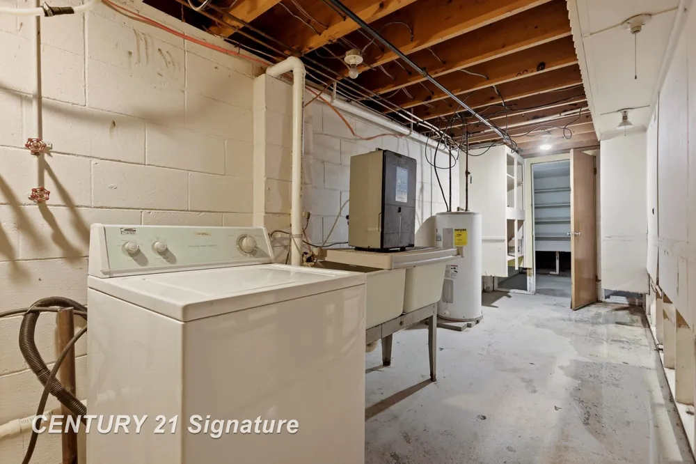 2684 Kuhlman Drive Saginaw Charter Township, MI 48603
