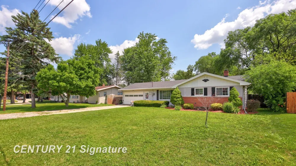 2684 Kuhlman Drive Saginaw Charter Township, MI 48603
