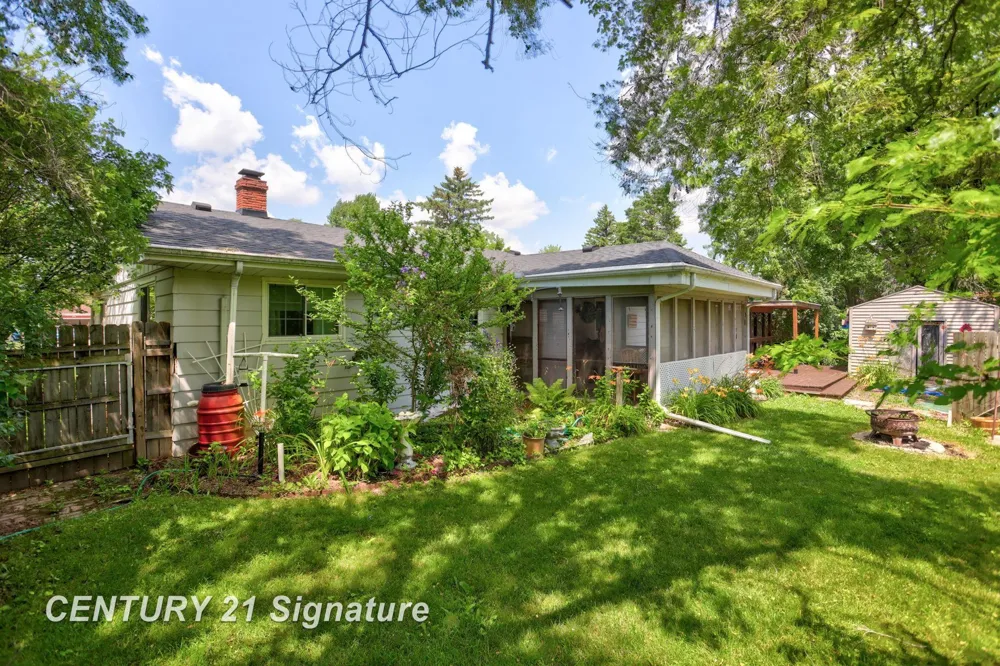 2684 Kuhlman Drive Saginaw Charter Township, MI 48603
