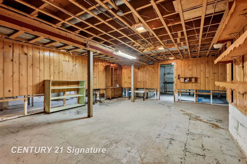 2684 Kuhlman Drive Saginaw Charter Township, MI 48603