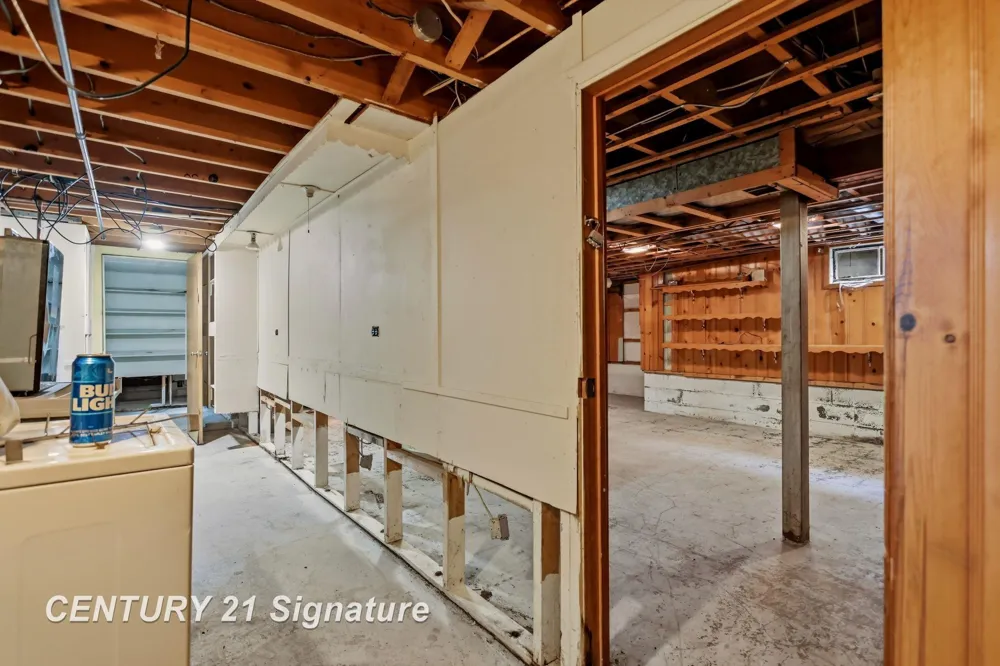 2684 Kuhlman Drive Saginaw Charter Township, MI 48603