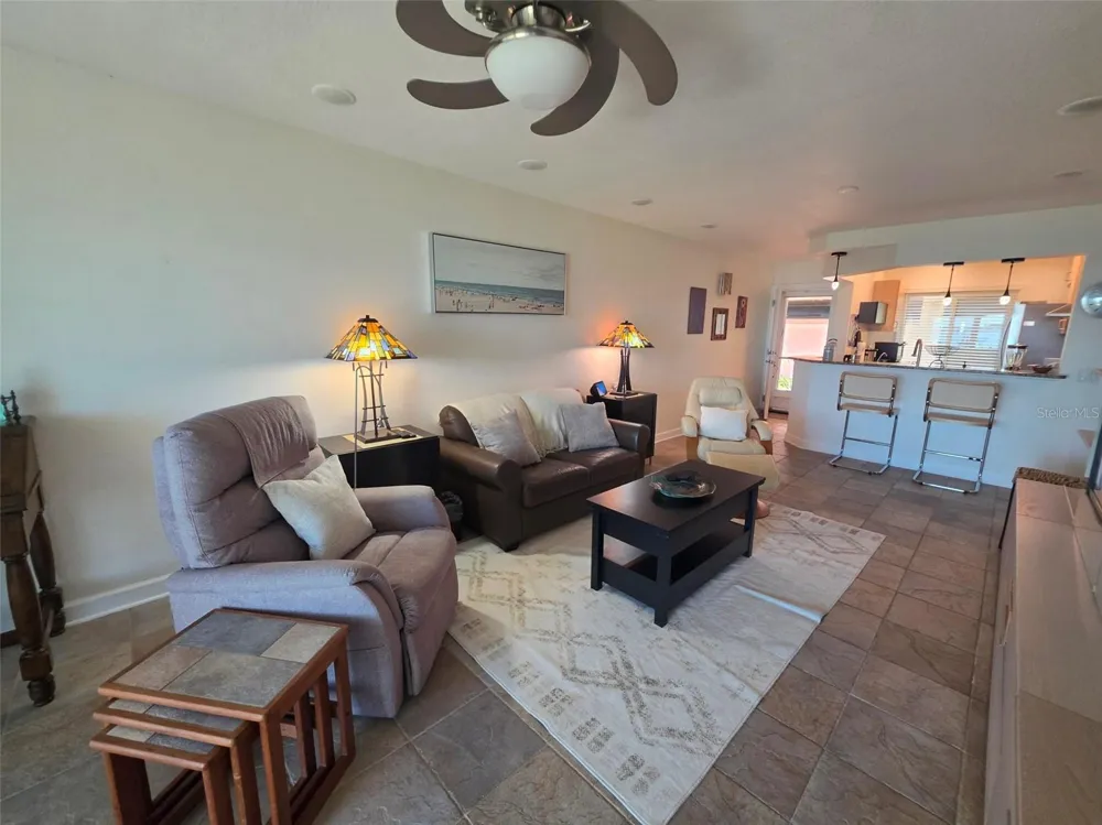 6295 BAHIA DEL MAR CIRCLE #111 St Petersburg, FL 33715