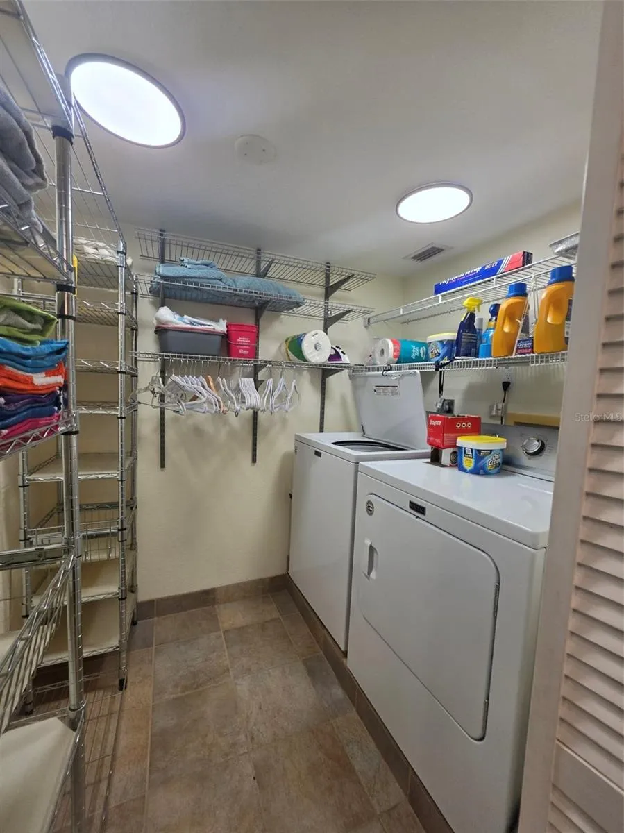 6295 BAHIA DEL MAR CIRCLE #111 St Petersburg, FL 33715