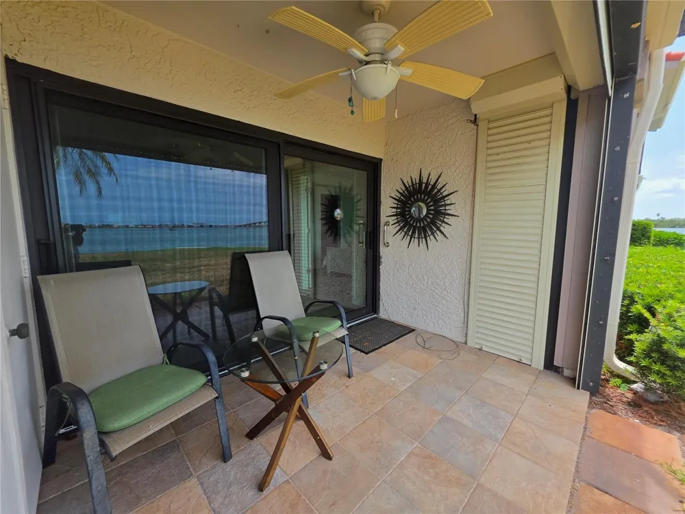 6295 BAHIA DEL MAR CIRCLE #111 St Petersburg, FL 33715