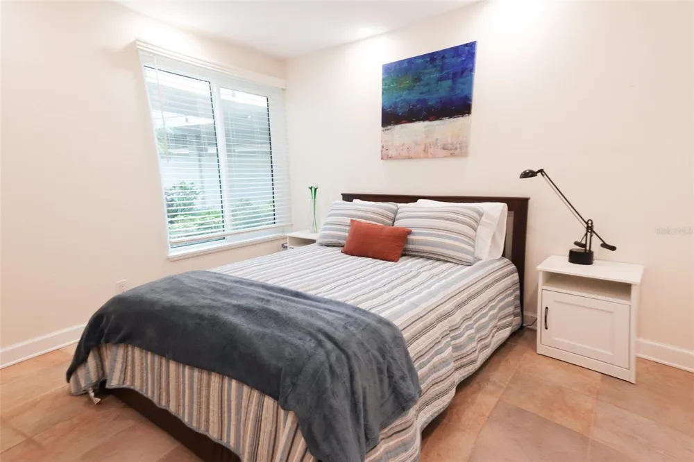 6295 BAHIA DEL MAR CIRCLE #111 St Petersburg, FL 33715