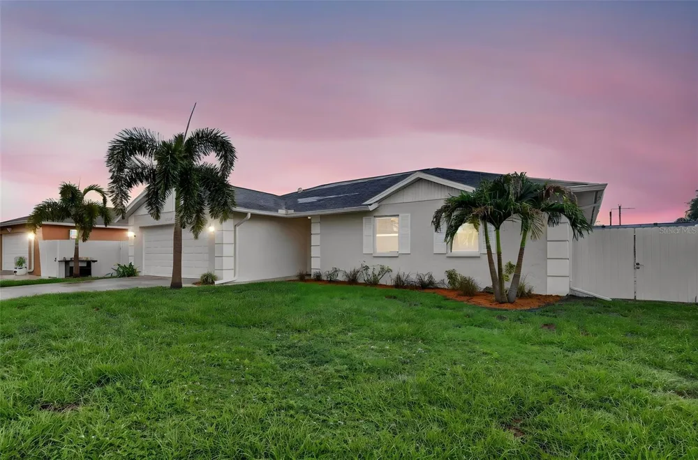 4063 PALAU DRIVE Sarasota, FL 34241