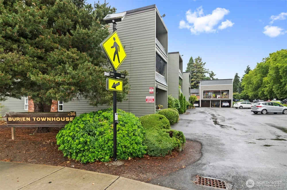 236 S 152nd Street #A104 Burien, WA 98148