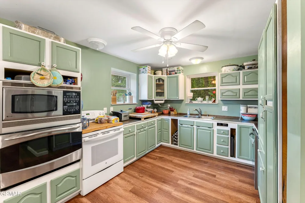 131 Delozier Lane Rockwood, TN 37854
