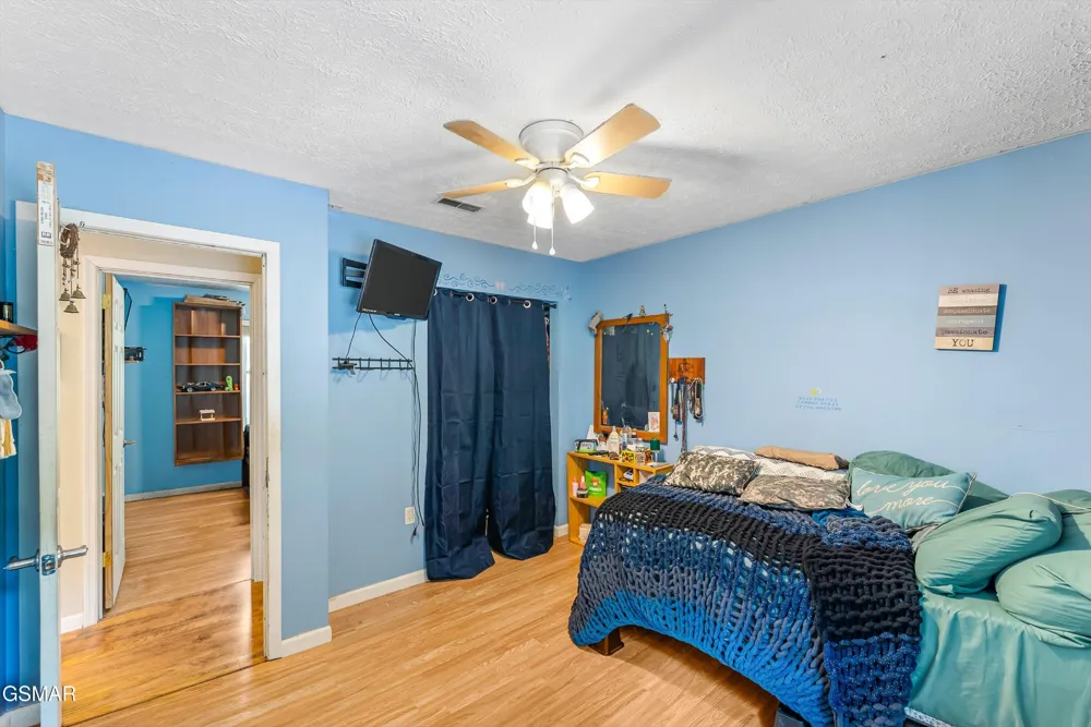 131 Delozier Lane Rockwood, TN 37854