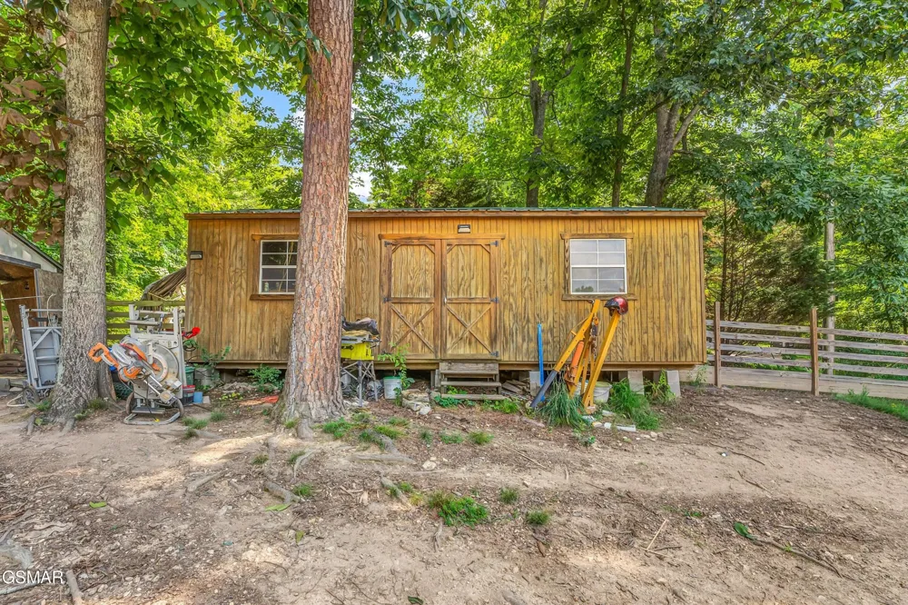131 Delozier Lane Rockwood, TN 37854