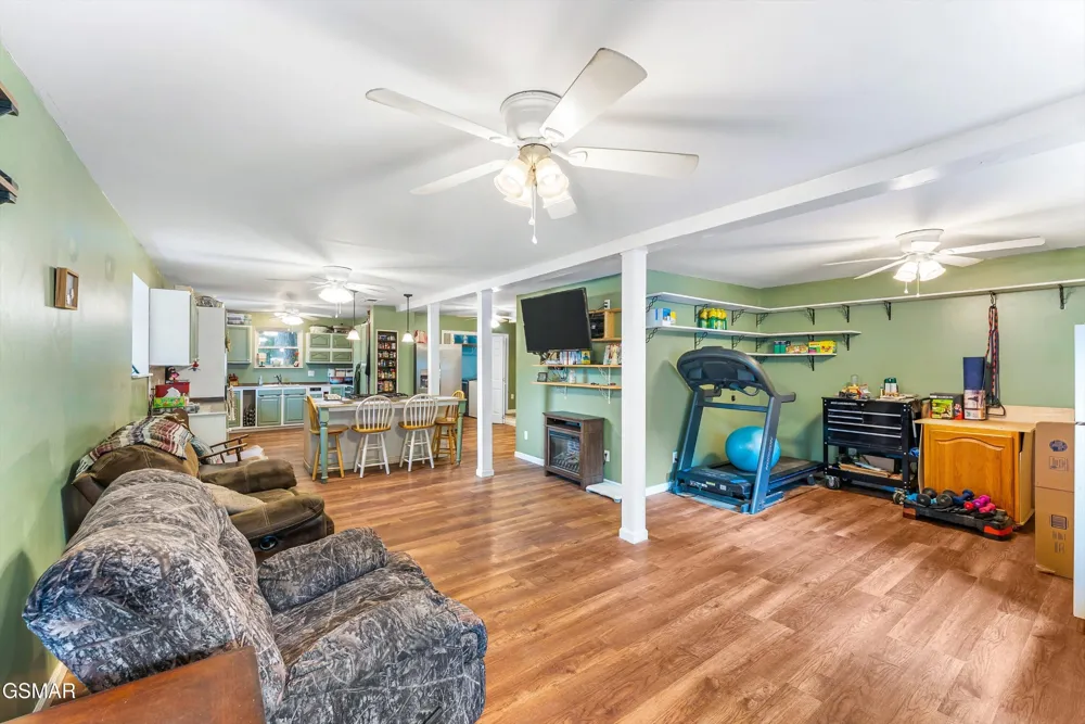 131 Delozier Lane Rockwood, TN 37854