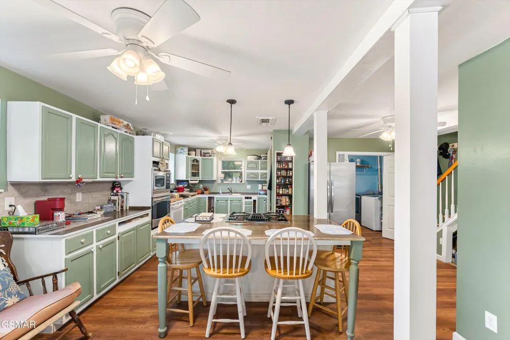 131 Delozier Lane Rockwood, TN 37854