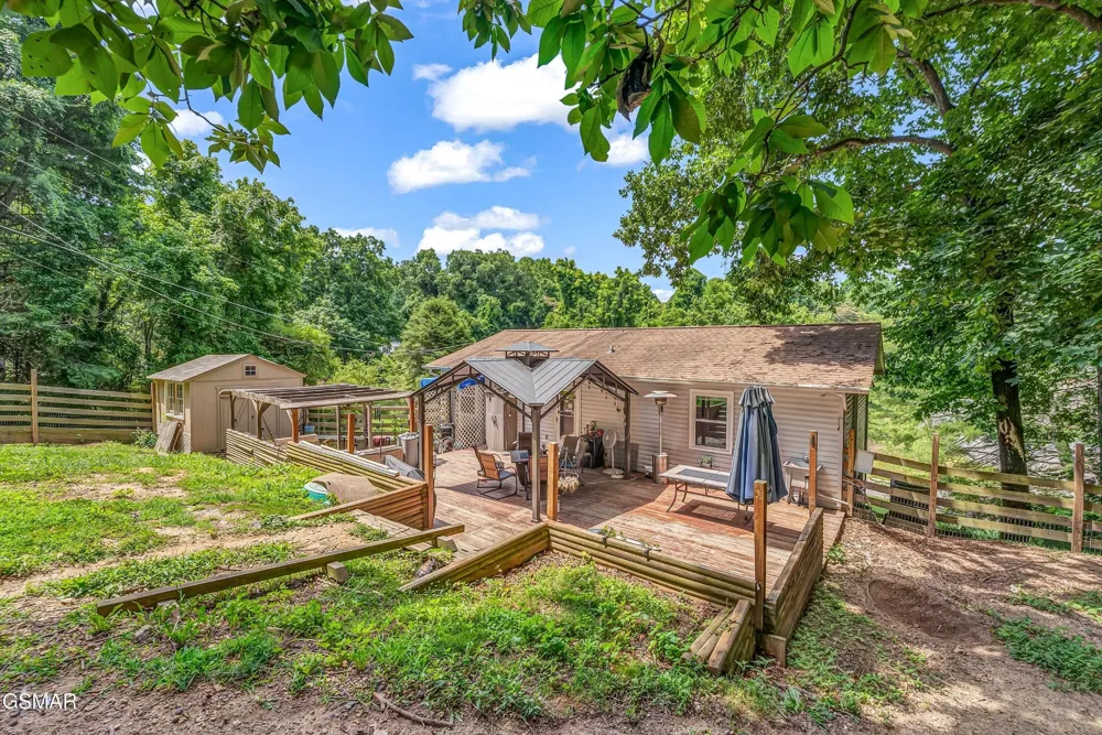 131 Delozier Lane Rockwood, TN 37854
