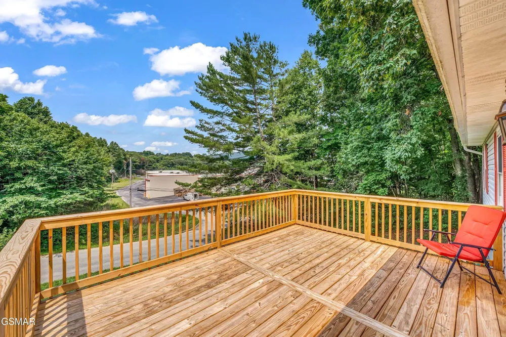 131 Delozier Lane Rockwood, TN 37854