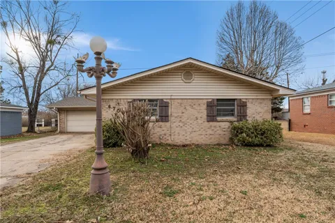 6700 S 6th Street