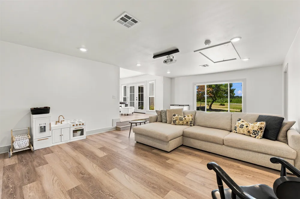 3103 Mockingbird Lane Moody, TX 76557