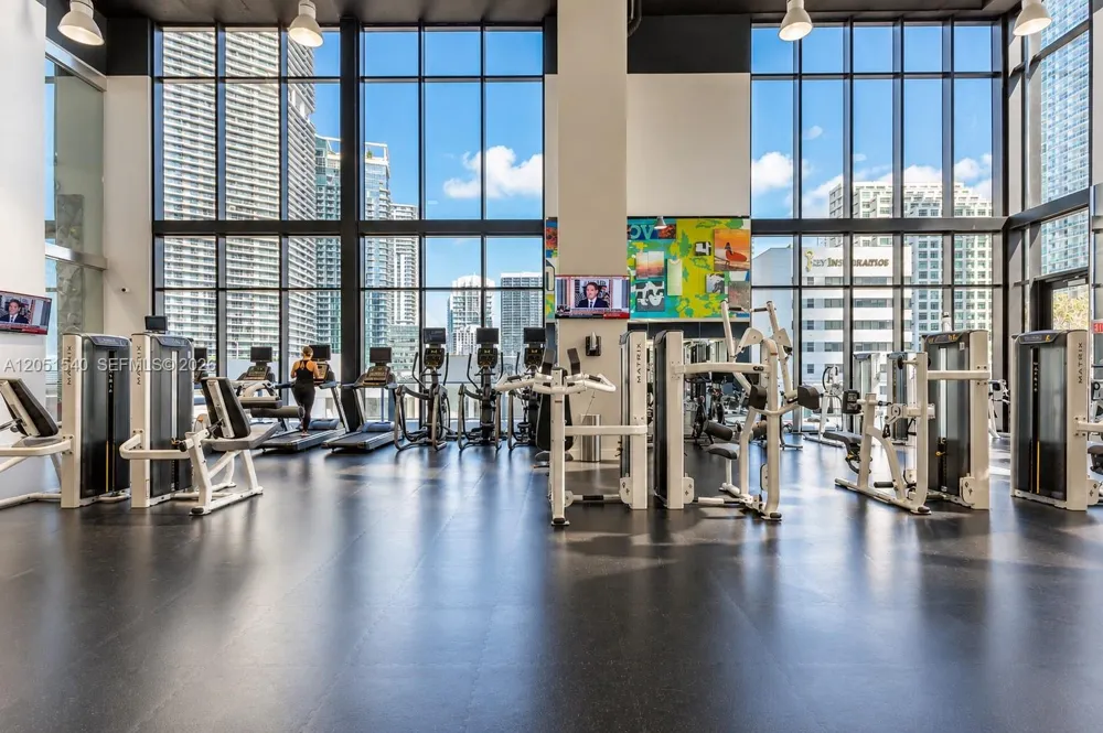 1010 Brickell Ave #3309 Miami, FL 33131