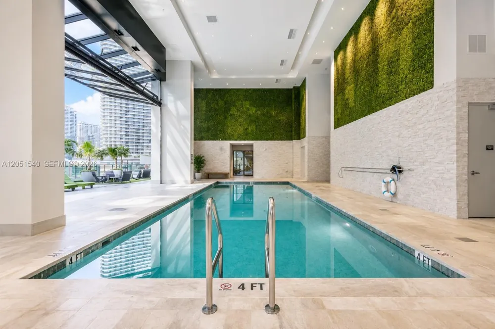 1010 Brickell Ave #3309 Miami, FL 33131
