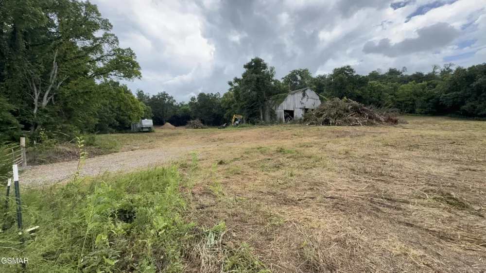 415 W Highway 25 70 Dandridge, TN 37725