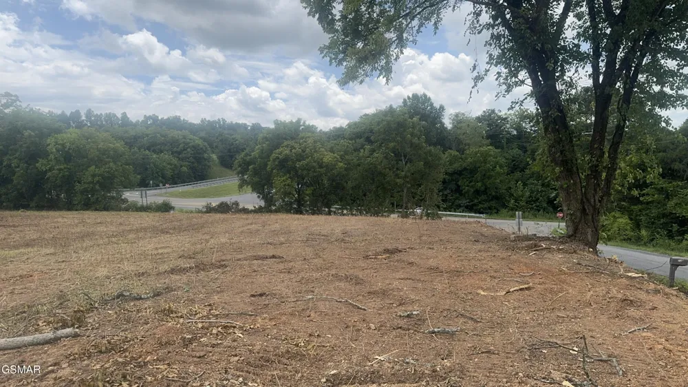 415 W Highway 25 70 Dandridge, TN 37725