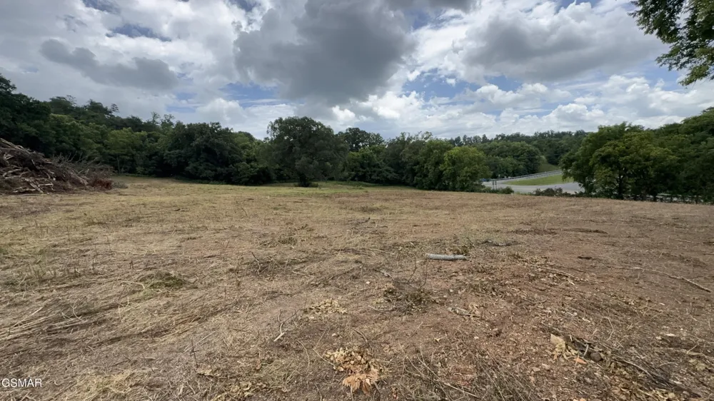 415 W Highway 25 70 Dandridge, TN 37725