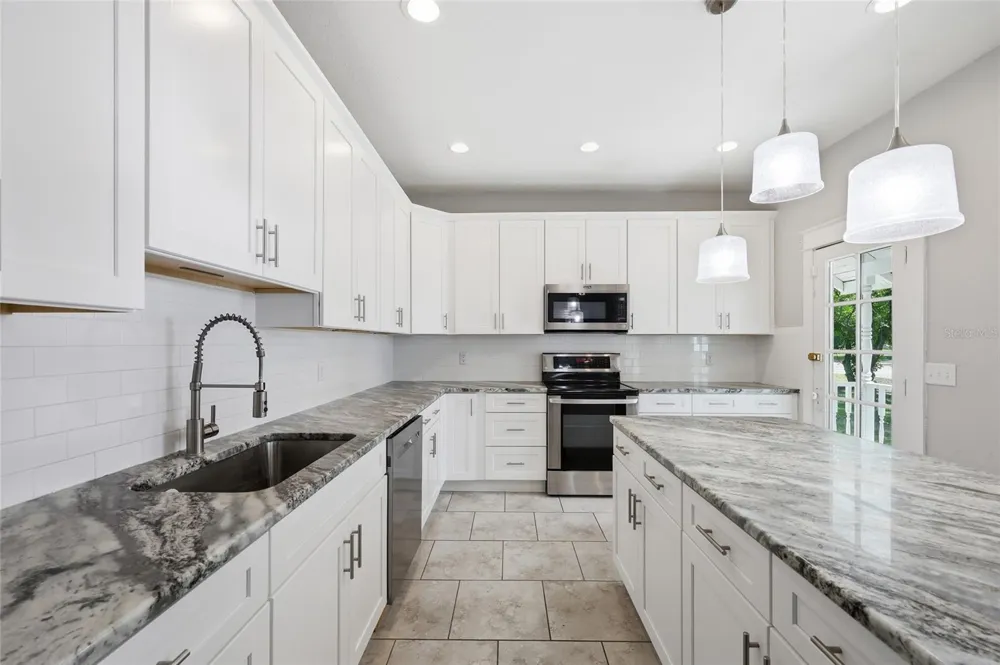 545 E HAINES BOULEVARD Lake Alfred, FL 33850