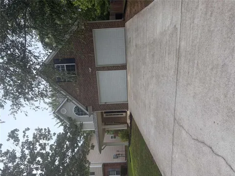 1942 Oakbluff Drive