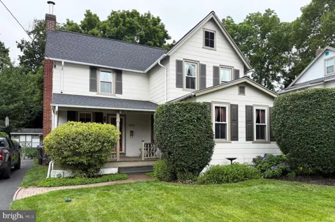 3 MAPLE AVENUE