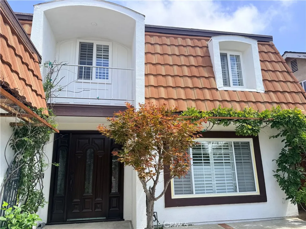 11335 Carob Fountain Valley, CA 92708