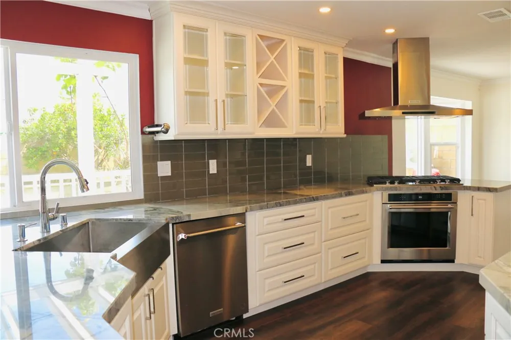 11335 Carob Fountain Valley, CA 92708