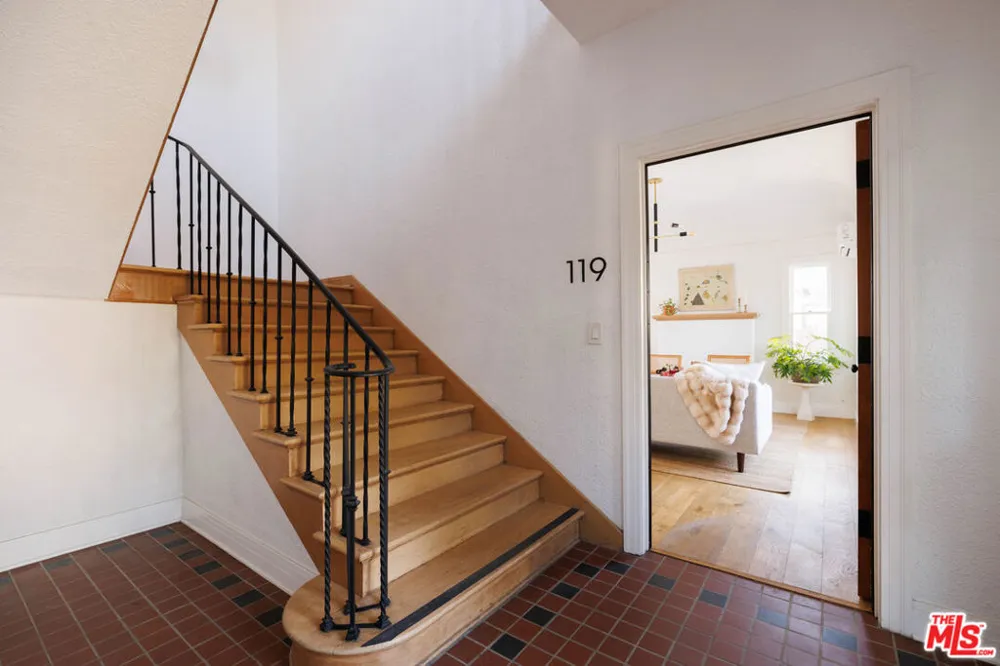 119 Rosemont Avenue Los Angeles, CA 90026