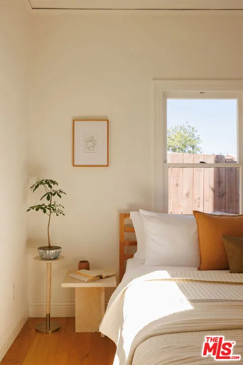 119 Rosemont Avenue Los Angeles, CA 90026