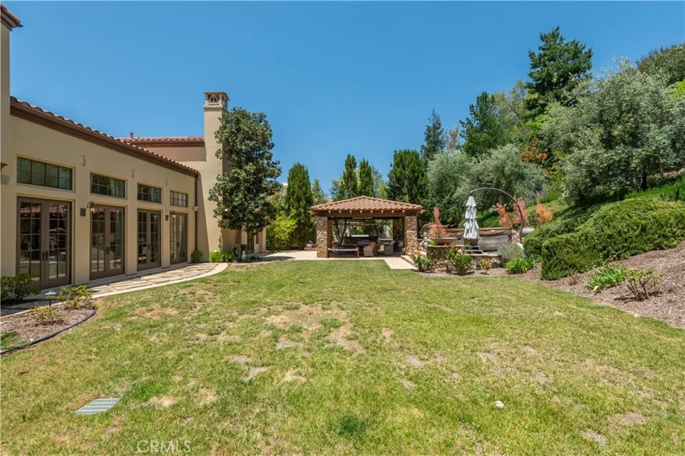25561 PRADO DE LAS BELLOTAS Calabasas, CA 91302