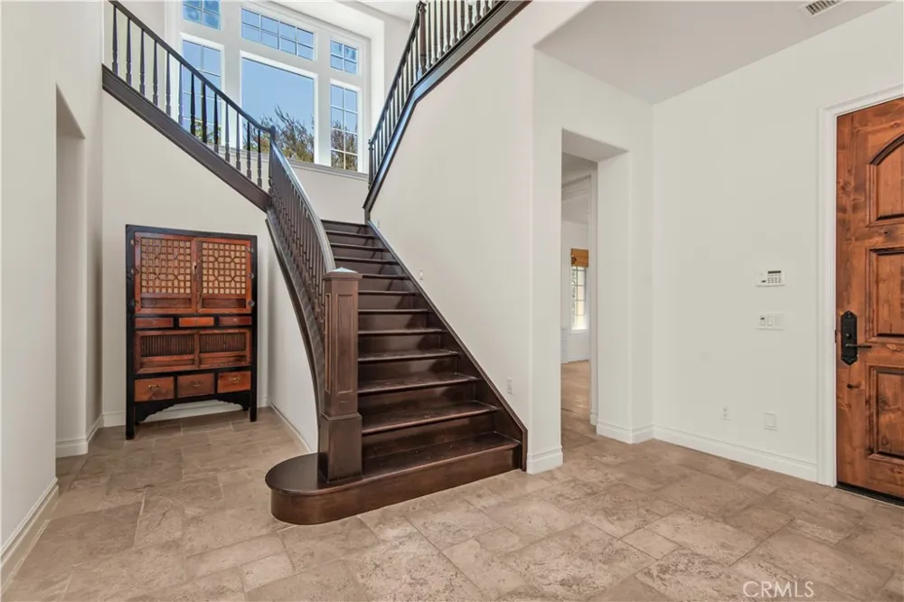 25561 PRADO DE LAS BELLOTAS Calabasas, CA 91302