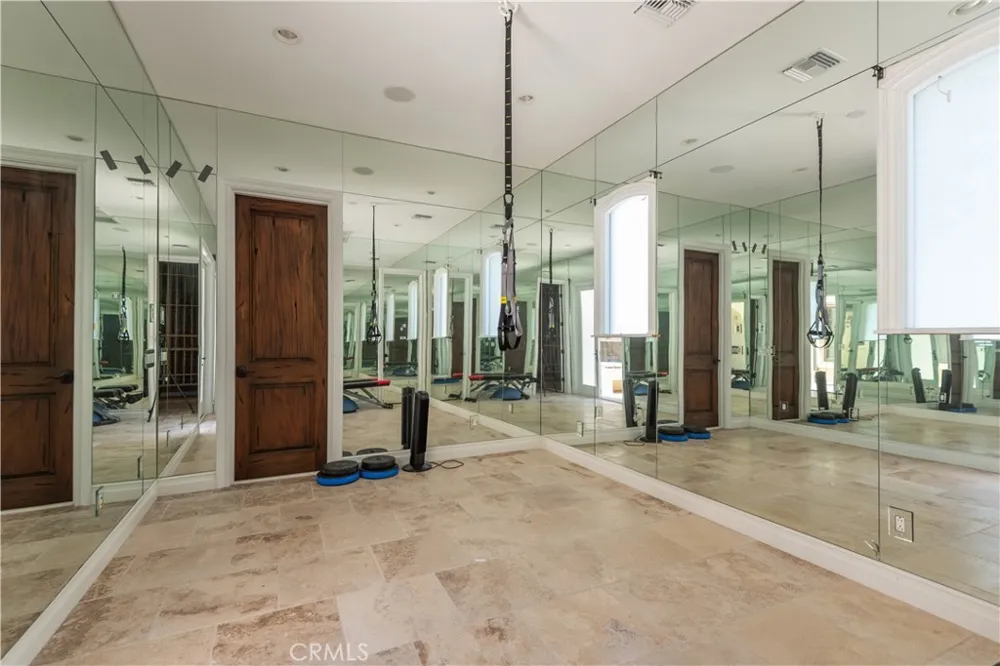 25561 PRADO DE LAS BELLOTAS Calabasas, CA 91302