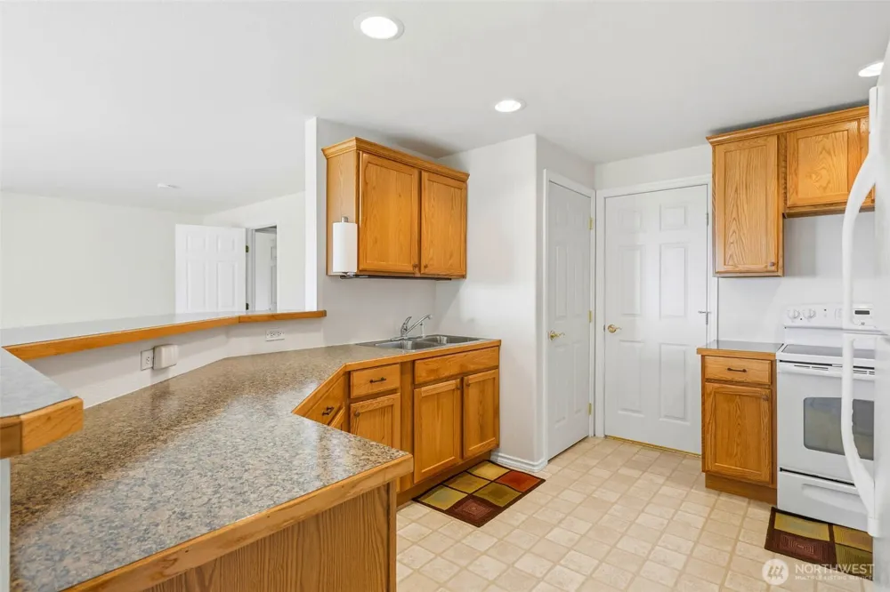 4004 Desert Plateau Pasco, WA 99301